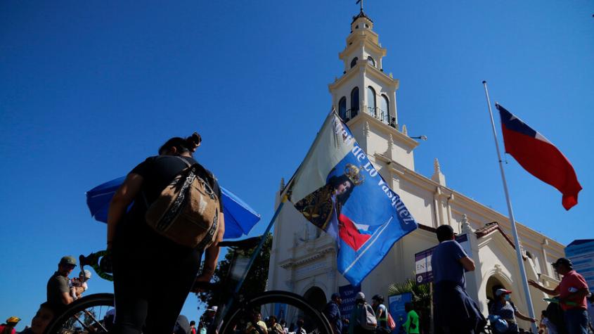 El 59% de los chilenos se declaran cristianos y un 29% no se identifica con ninguna religión