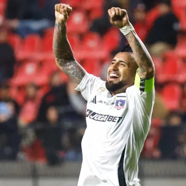 Vidal en Colo Colo: Triunfo Opaco Pero Necesario