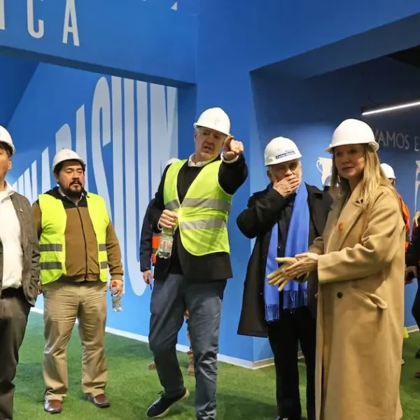 Claro Arena: Desafíos por Falta de Permisos Municipales