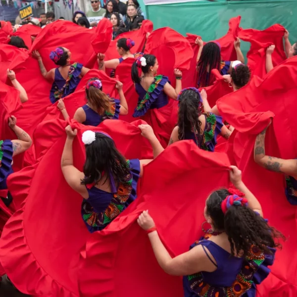 Carnaval Cordillera en Primavera: Celebración Comunitaria 2025