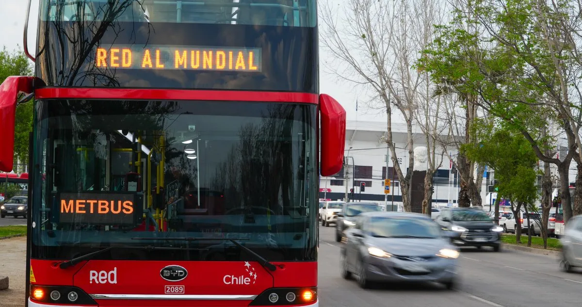 Buses eléctricos de dos pisos en Santiago: innovación