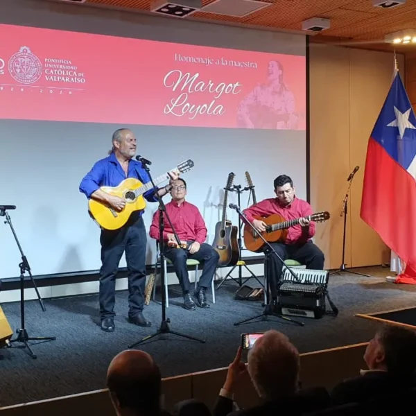 Homenaje a Margot Loyola: Celebrando su Legado Musical