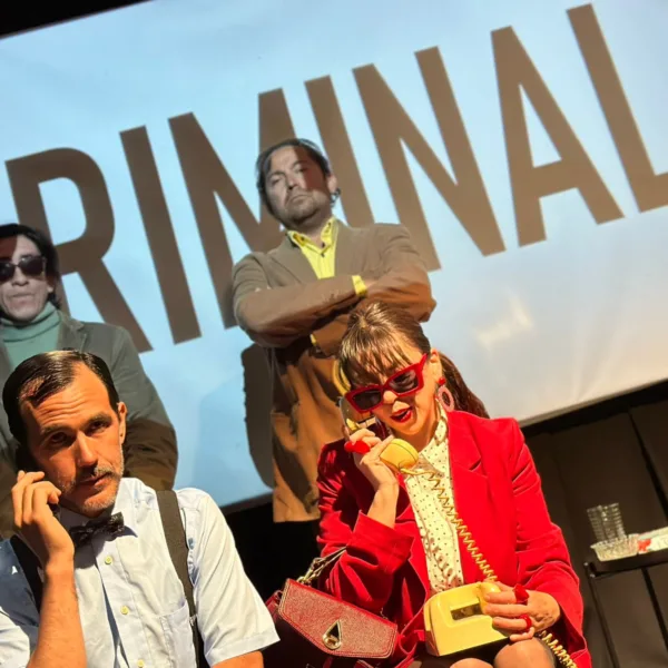Criminal: La Comedia Negra que Redefine el Teatro en Puerto Montt
