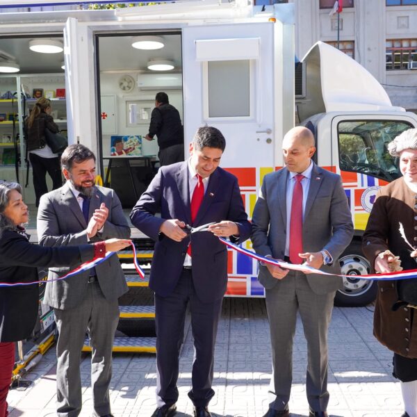Bibliomóvil: Un Nuevo Camino para el Acceso a la Lectura en Zonas Rurales