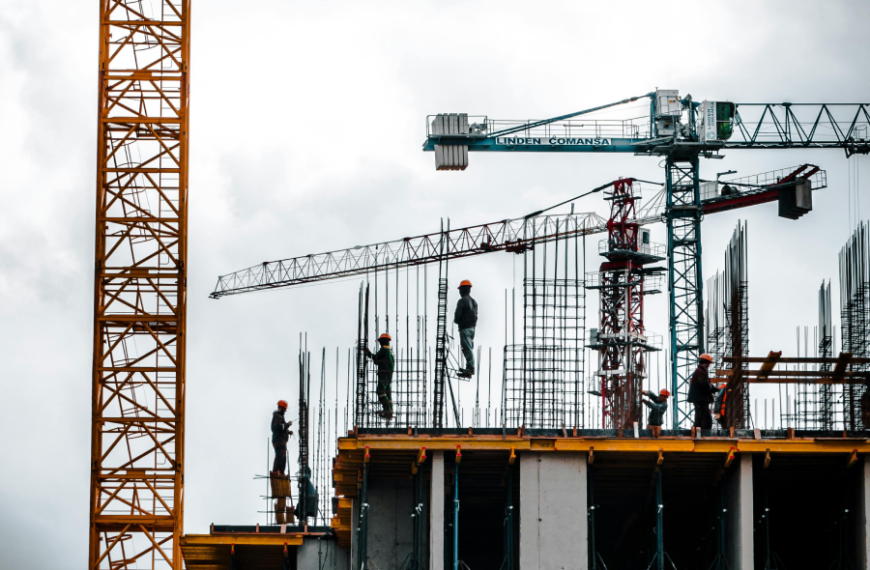 Permisología en Chile: ¿Por qué afecta el PIB y la inversión?