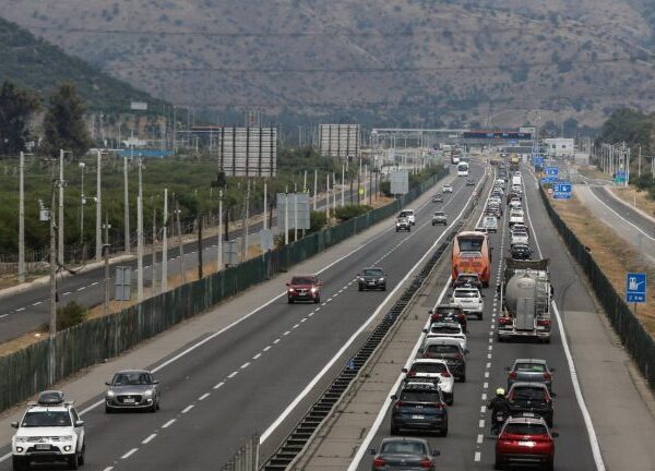 Comportamiento Turístico: ¿Qué Buscan los Chilenos en Fines de Semana Largos?