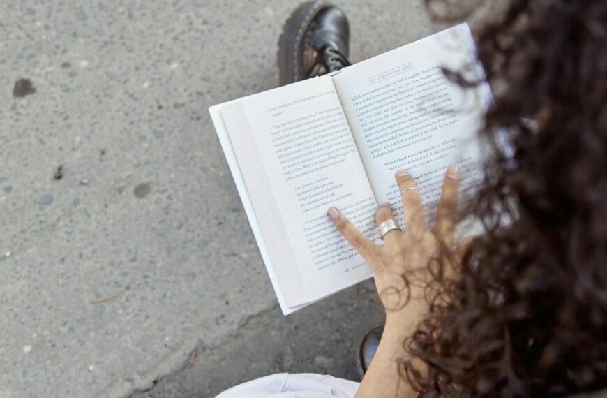 Lectura entre jóvenes adultos: descifrando nuevas tendencias en Chile