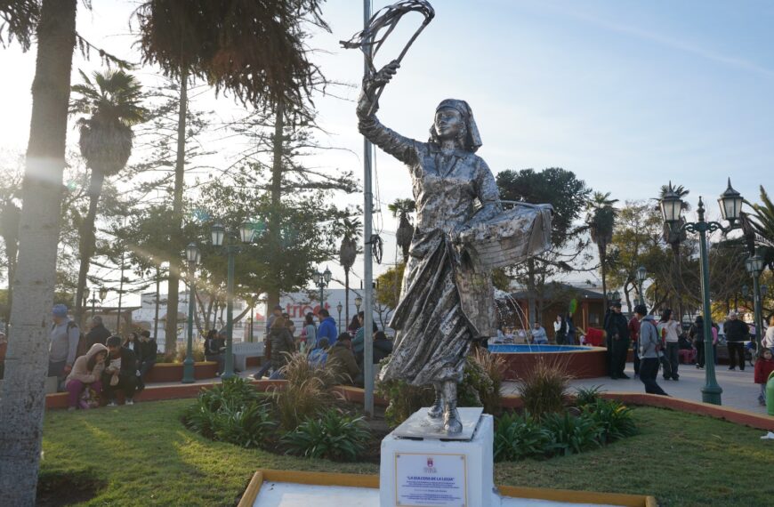 Escultura La Dulcera Liguana: Un Homenaje a la Tradición de La Ligua